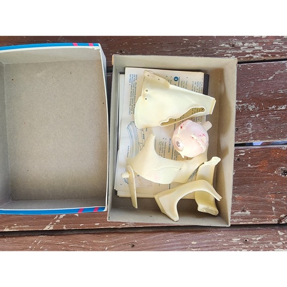 Vintage Sense Of Sight Kit EPI Made In USA Original Box Educational Products Inc - Picture 2 of 6